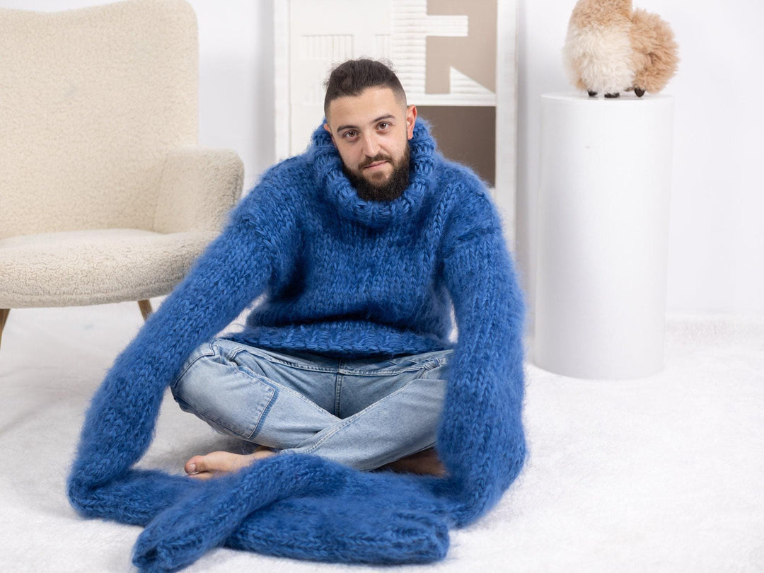 Oversized Blue Mohair Sweater – 6-Strand Hand-Knitted Wool Blend Jumper with Extra Long Sleeves T1672