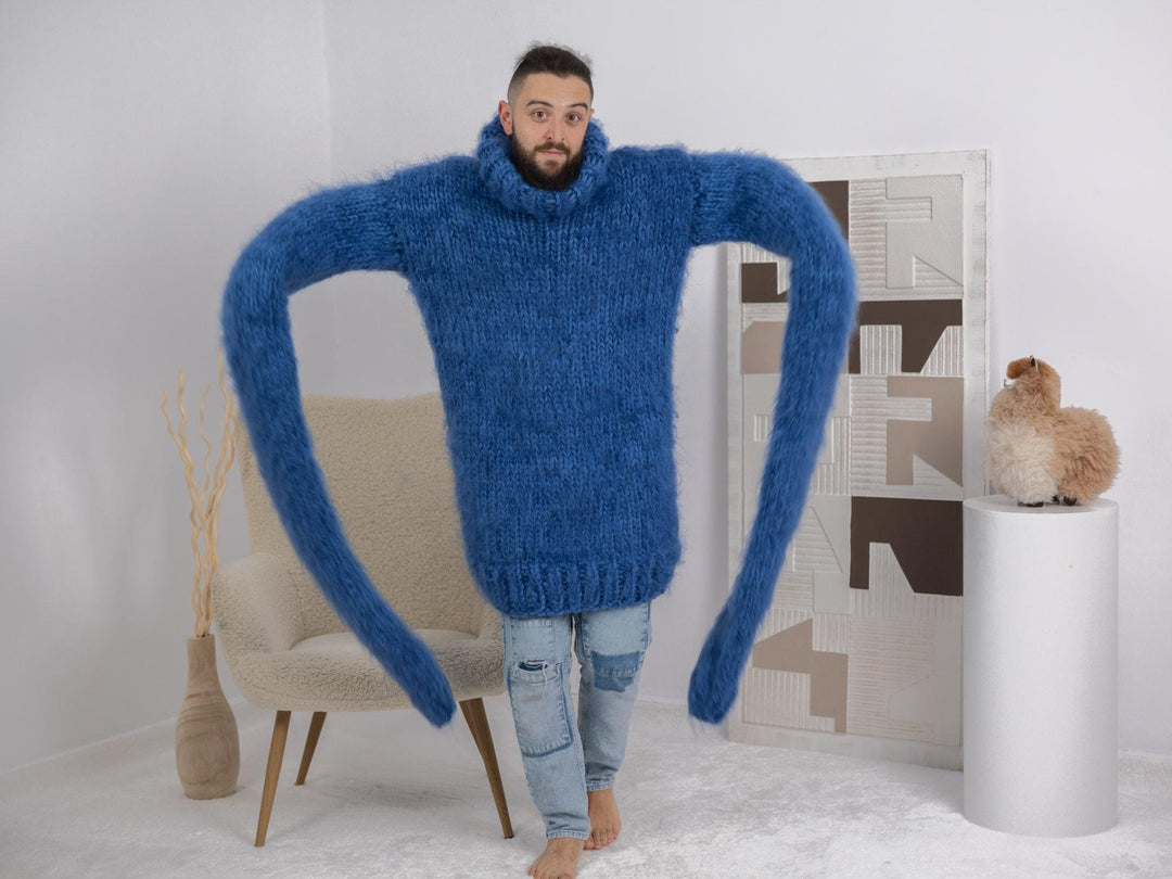 Oversized Blue Mohair Sweater – 6-Strand Hand-Knitted Wool Blend Jumper with Extra Long Sleeves T1672