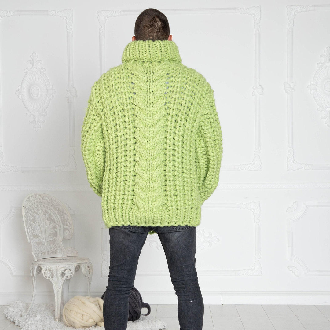 Chunky Wool Sweater for Men – Hand-Knitted 5-Strand 100% Wool Pullover T628M