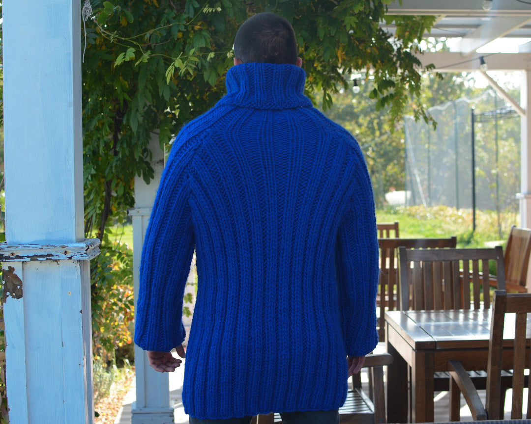 Ribbed Blue Wool Sweater – Hand-Knitted Woolen Pullover T663
