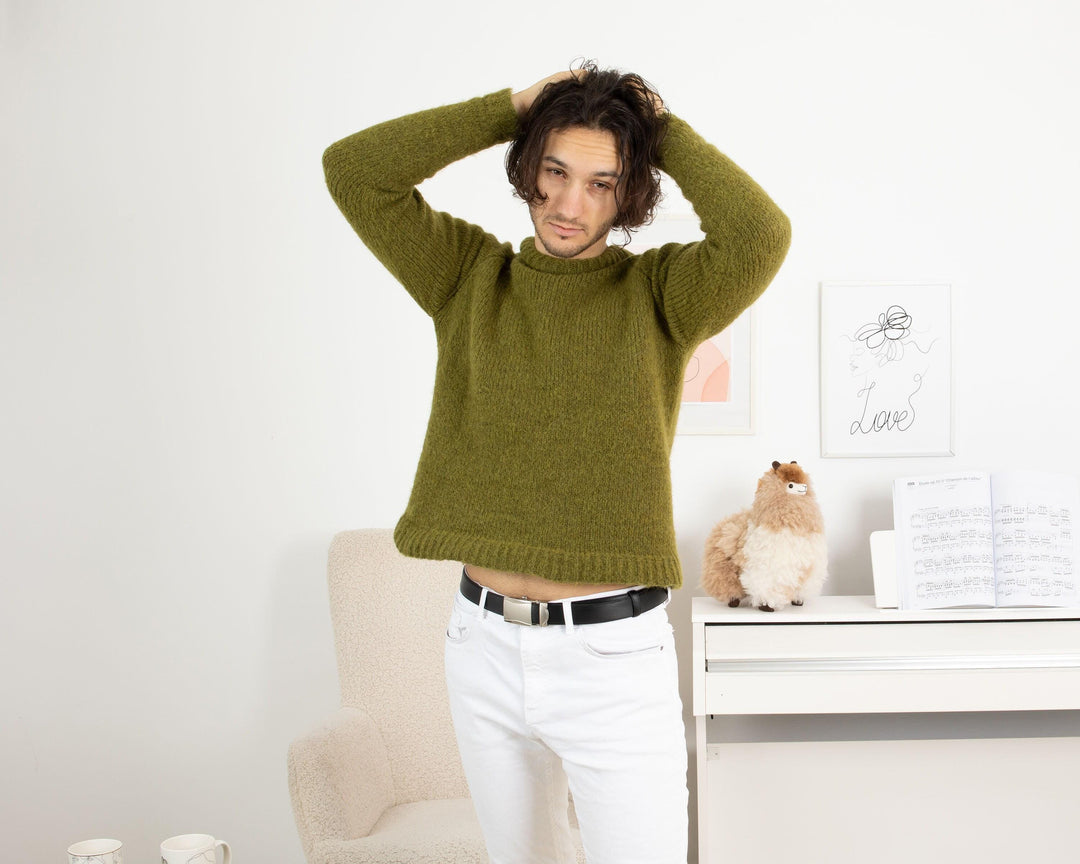 Baby Alpaca and Merino Wool Sweater – Soft Green Hand-Knitted Men’s Jumper T1329
