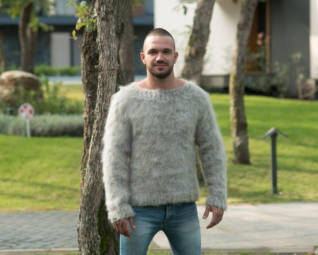Super Fluffy Italian Sweater – Hand-Knitted from Kid Mohair, Yak, Alpaca & Fine Merino Wool T873M
