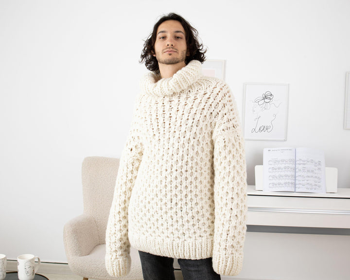 Chunky Hand-Knitted Baby Alpaca Sweater – Extra Soft Honeycomb Jumper T1339