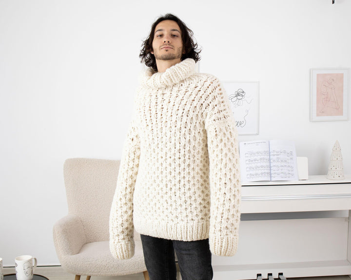 Chunky Hand-Knitted Baby Alpaca Sweater – Extra Soft Honeycomb Jumper T1339