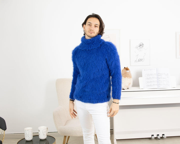 Fluffy Suri Alpaca Sweater – Hand-Knitted Fuzzy Jumper from Long-Haired Yarn T1326