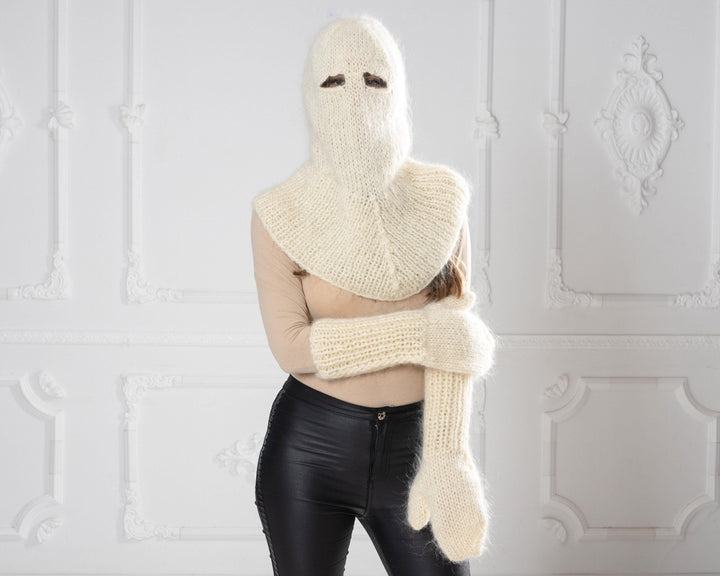 Cream Mohair Mittens – Hand Knitted Fluffy Soft Winter Gloves T1011