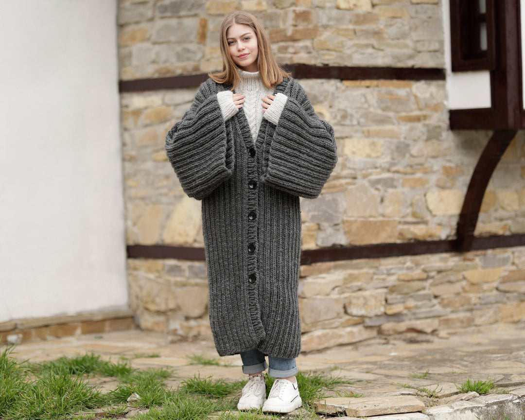 Gray Wool Cardigan – Hand Knitted with Extra Wide Sleeves T1368