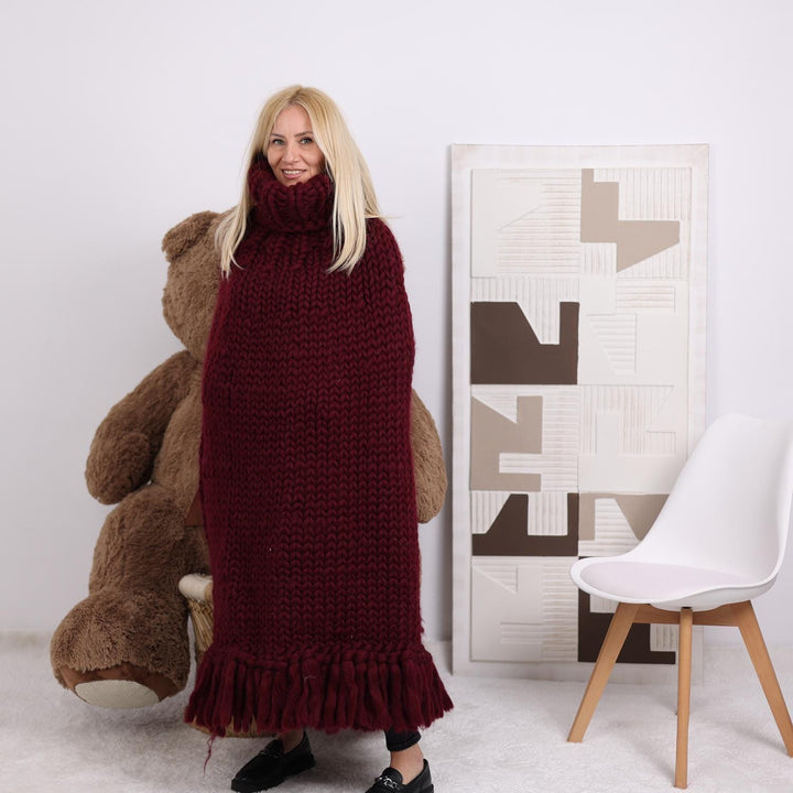 Chunky Merino Wool Poncho – Hand Knitted Roving Yarn Cape with Cowlneck T1853