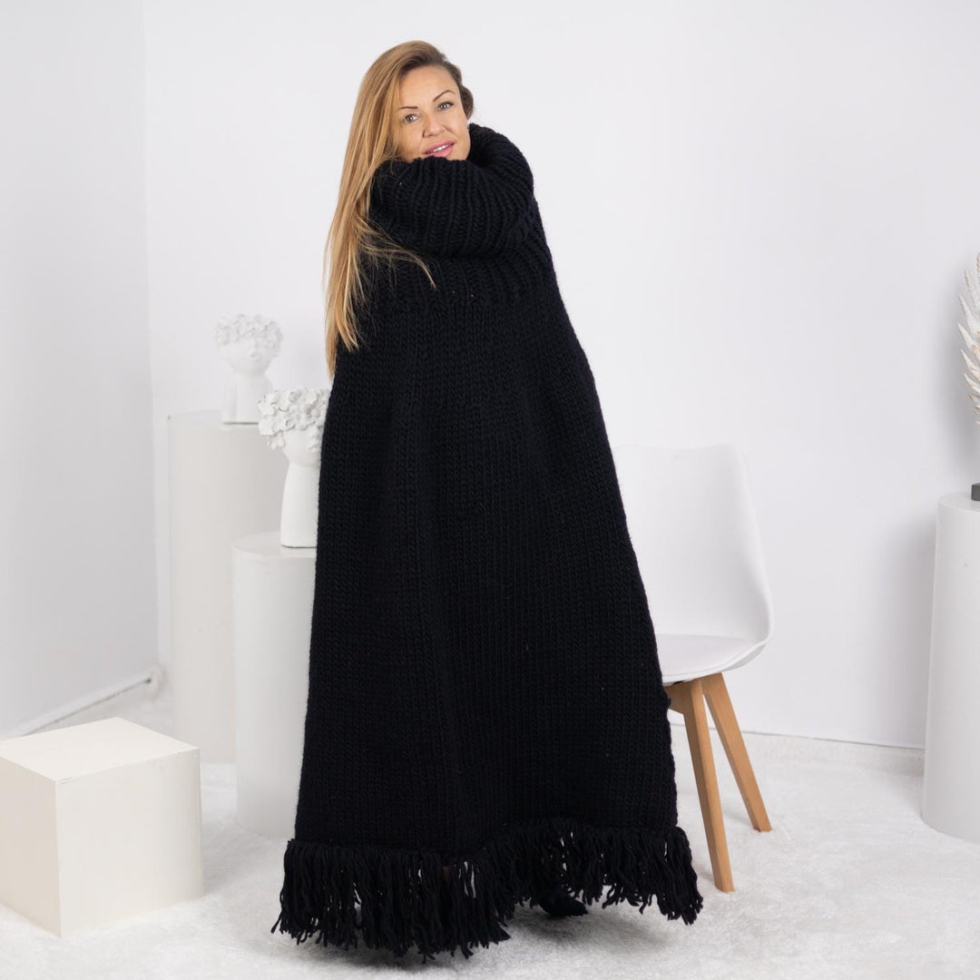 Black Wool Poncho – Hand Knitted Chunky Knit with 80 cm Turtleneck T1754