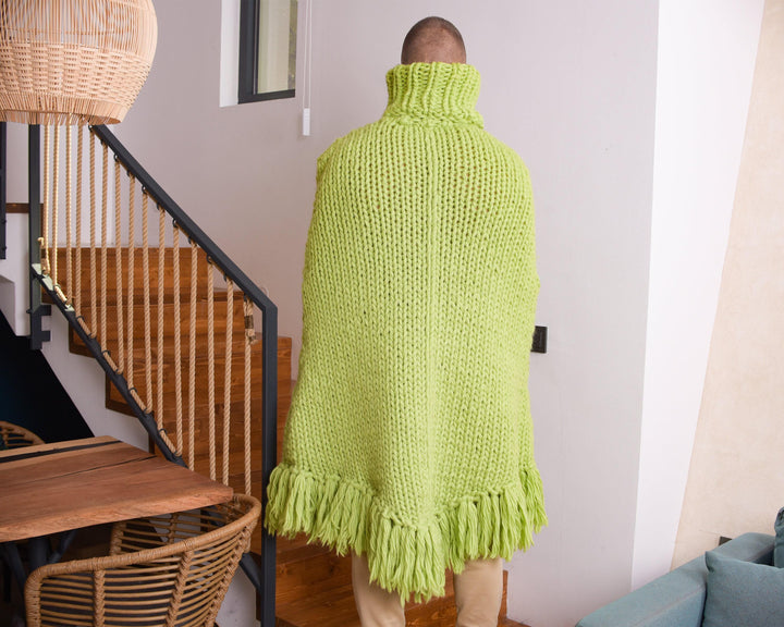 Green Wool Poncho – Hand Knitted Chunky Knit Body Cover T812M