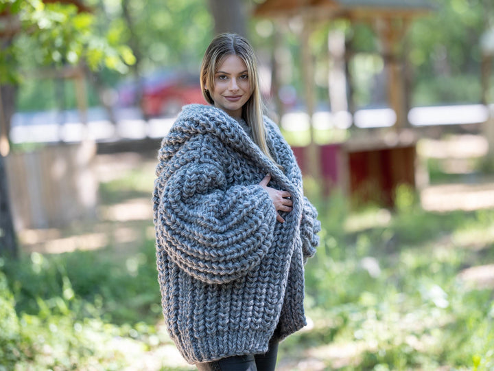 Extra Chunky Cardigan – 14-Strand Hand Knitted Alpaca Merino Wool Blend T1210