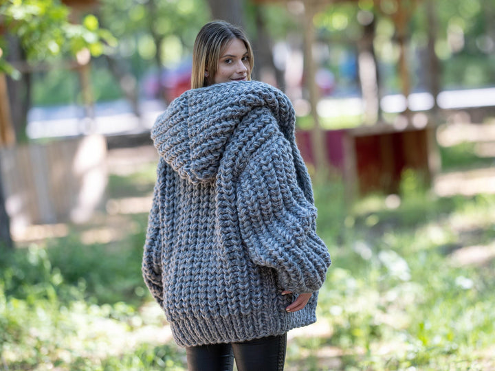 Extra Chunky Cardigan – 14-Strand Hand Knitted Alpaca Merino Wool Blend T1210