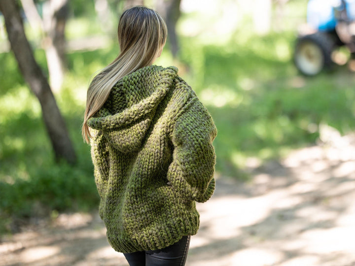 Extra Chunky Wool Cardigan – 14-Strand Hand Knitted Alpaca Merino Blend T1211