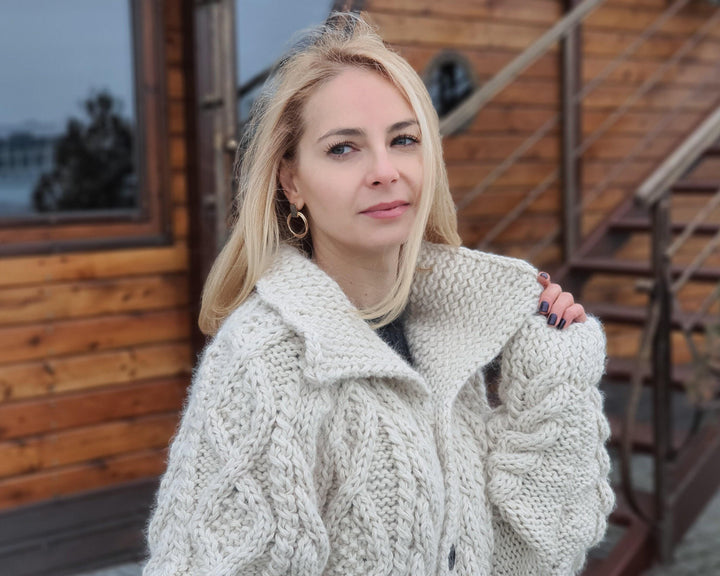 Cream Alpaca Cardigan – Hand Knitted 100% Alpaca Chunky Soft Coat T959
