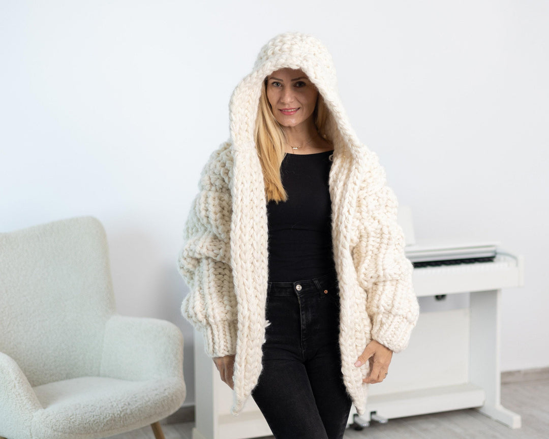 Extra Chunky Cardigan – 15-Strand Hand Knitted Alpaca Merino Wool Blend T1538