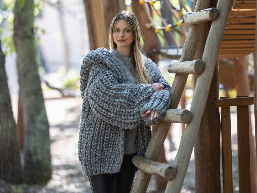 Extra Chunky Cardigan – 14-Strand Hand Knitted Alpaca Merino Wool Blend T1210