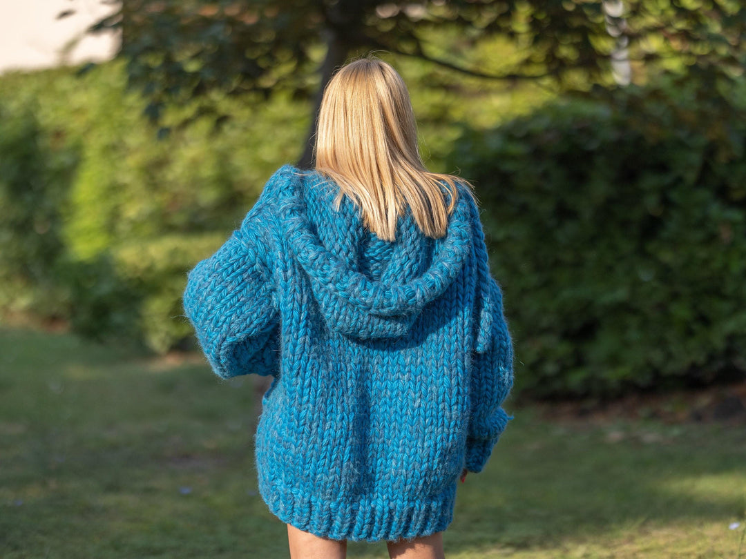 Extra Chunky Wool Cardigan – 25-Strand Hand Knitted Alpaca Merino Blend T1240