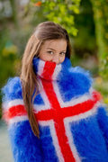 Pull en mohair drapeau islandais – Col roulé bleu flou tricoté main T118