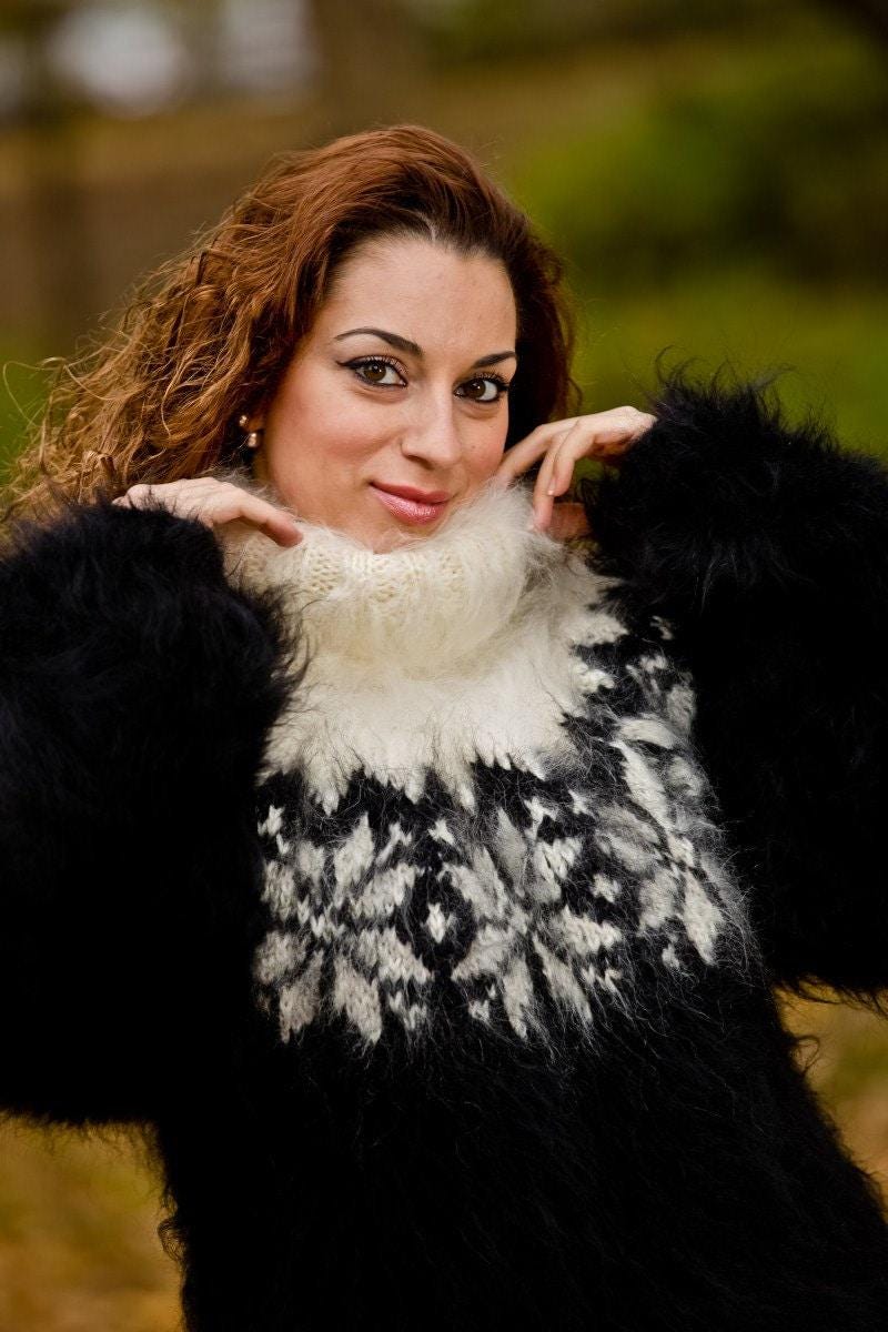 Black Mohair Sweater – Fluffy Hand Knitted Icelandic Wool Pullover T196
