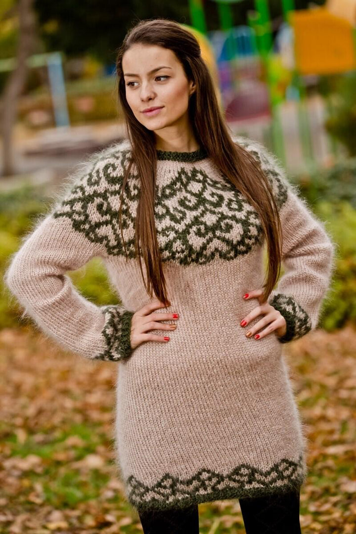 Beige Mohair Sweater – Chunky Hand Knitted Norwegian Wool Pullover T198
