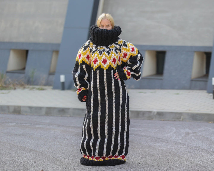 100% Merino Wool Sweater Dress, Extra Chunky Maxi Dress with 50 cm Turtleneck T1499