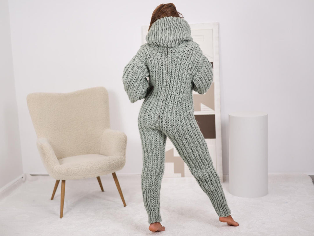 100 % Wool Catsuit – Hand-Knitted Extra Long Turtleneck Bodysuit in English Rib T1694
