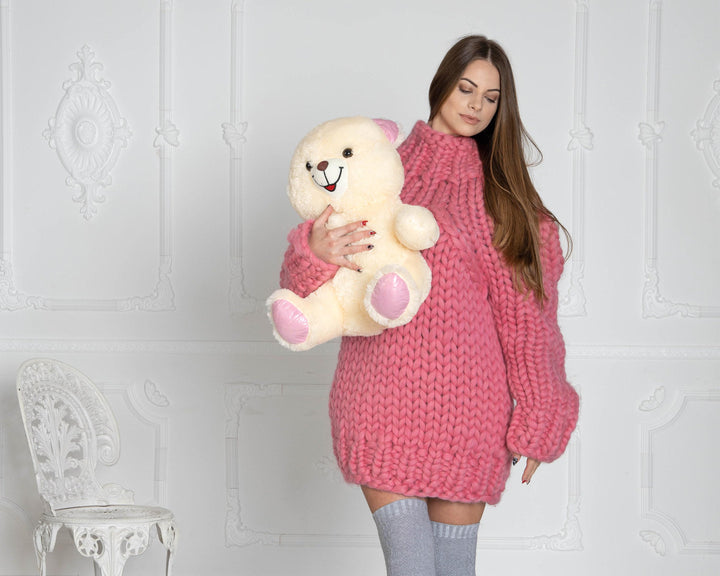 Super Chunky Pink Merino Wool Sweater, Hand Knitted Giant Pullover T623W