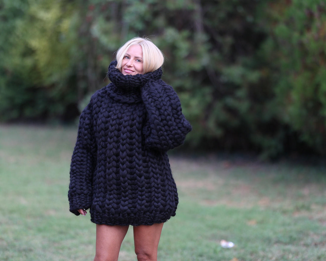 Extra Chunky Black Merino Wool Sweater with 50 cm Turtleneck, Hand Knitted Pullover T1466