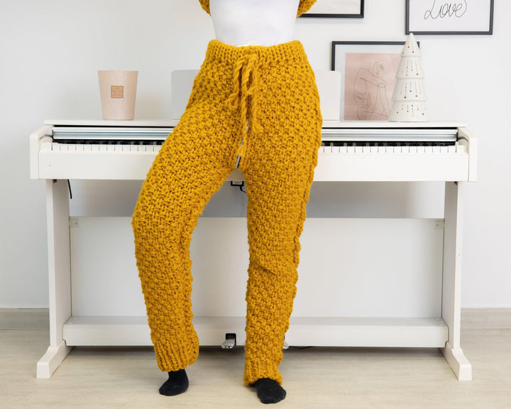 Chunky Wool Knit Pants, Hand Knitted Raw Itchy Wool Joggers for Women T1314