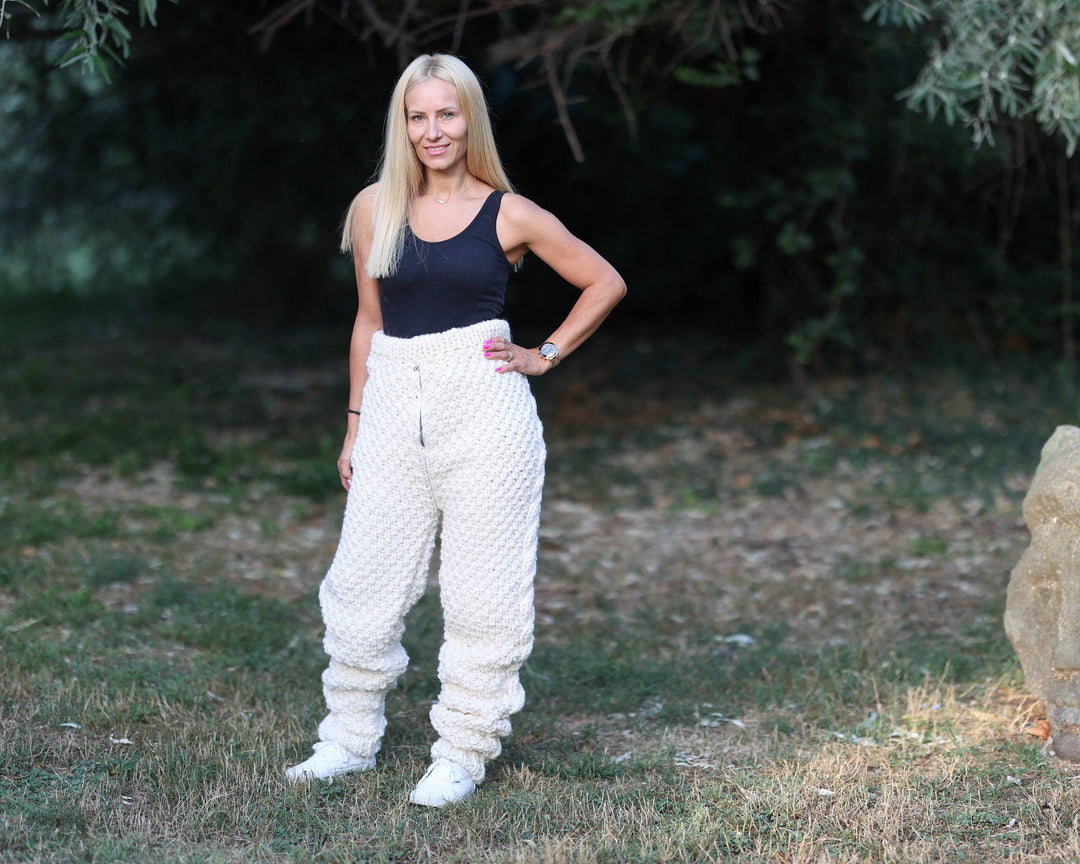 Chunky Wool Knit Pants, Hand Knitted Raw Itchy Wool Joggers for Women T1473