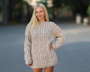 Ein Stück in Größe 3XL, Beige weicher Alpaka- und Merinopullover T1449