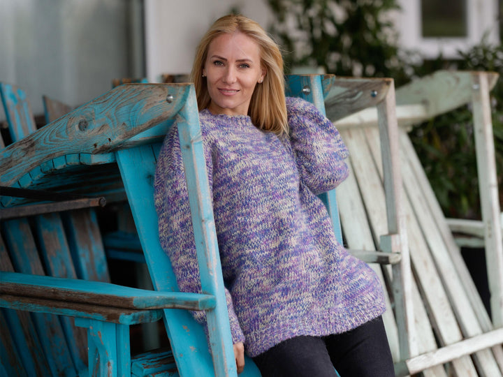 One available in size 3 xl , High quality Baby alpaca and merino mix sweater T1125