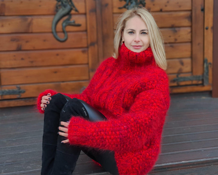 8-Strand Red Melange Mohair Sweater – Hand-Knitted Cabled Fluffy Oversized Pullover T947