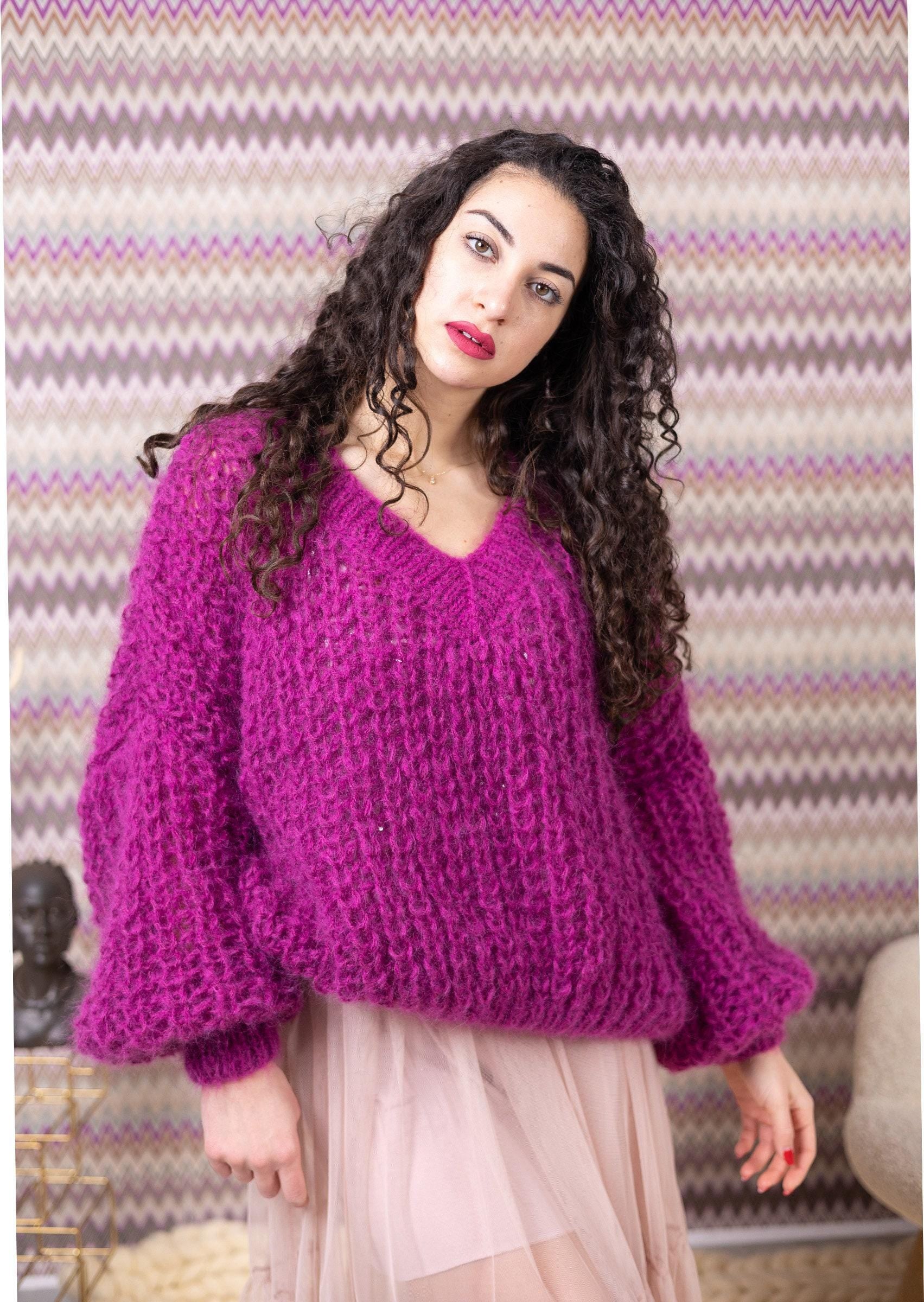 Tiffy Mohair Fuchsia Sheer V-Neck Sweater T1546