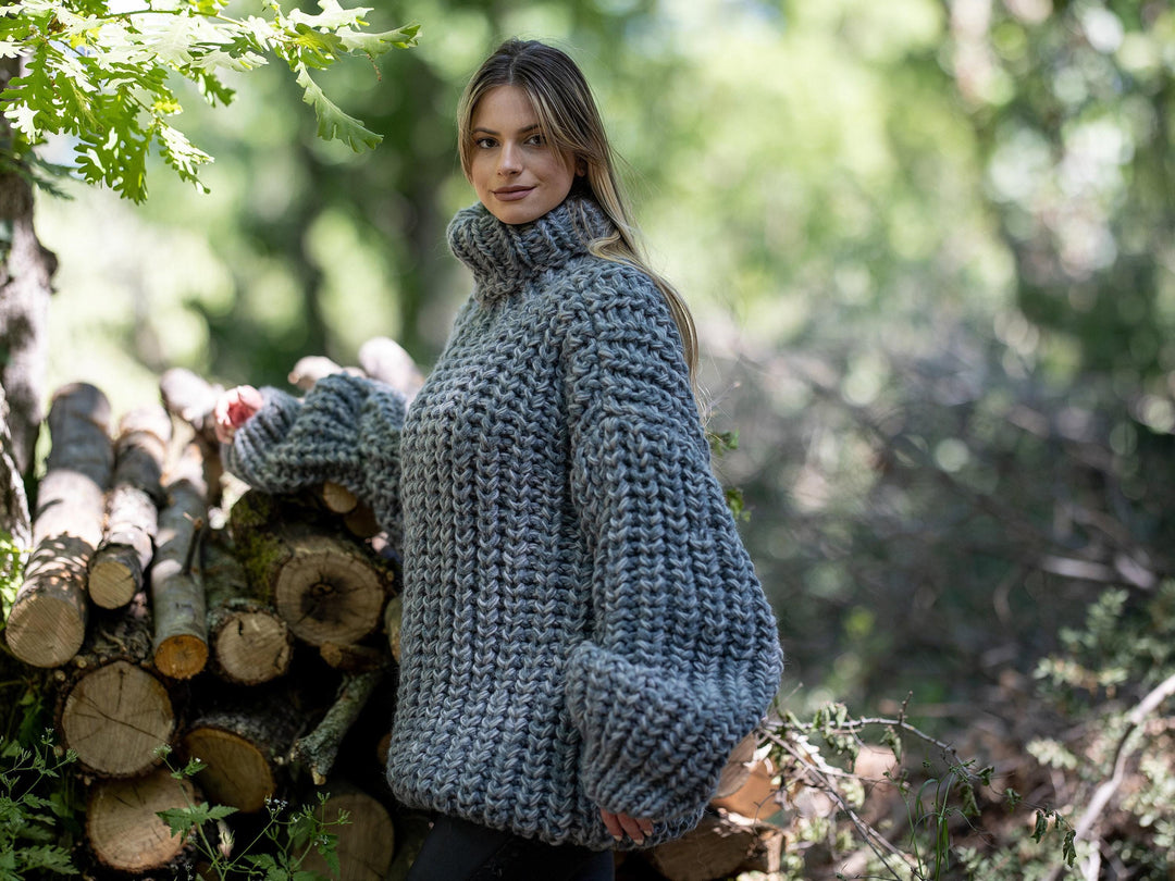 Super Chunky Italian Alpaca Wool Sweater, Hand Knitted 14-Strand Thick Pullover T1203
