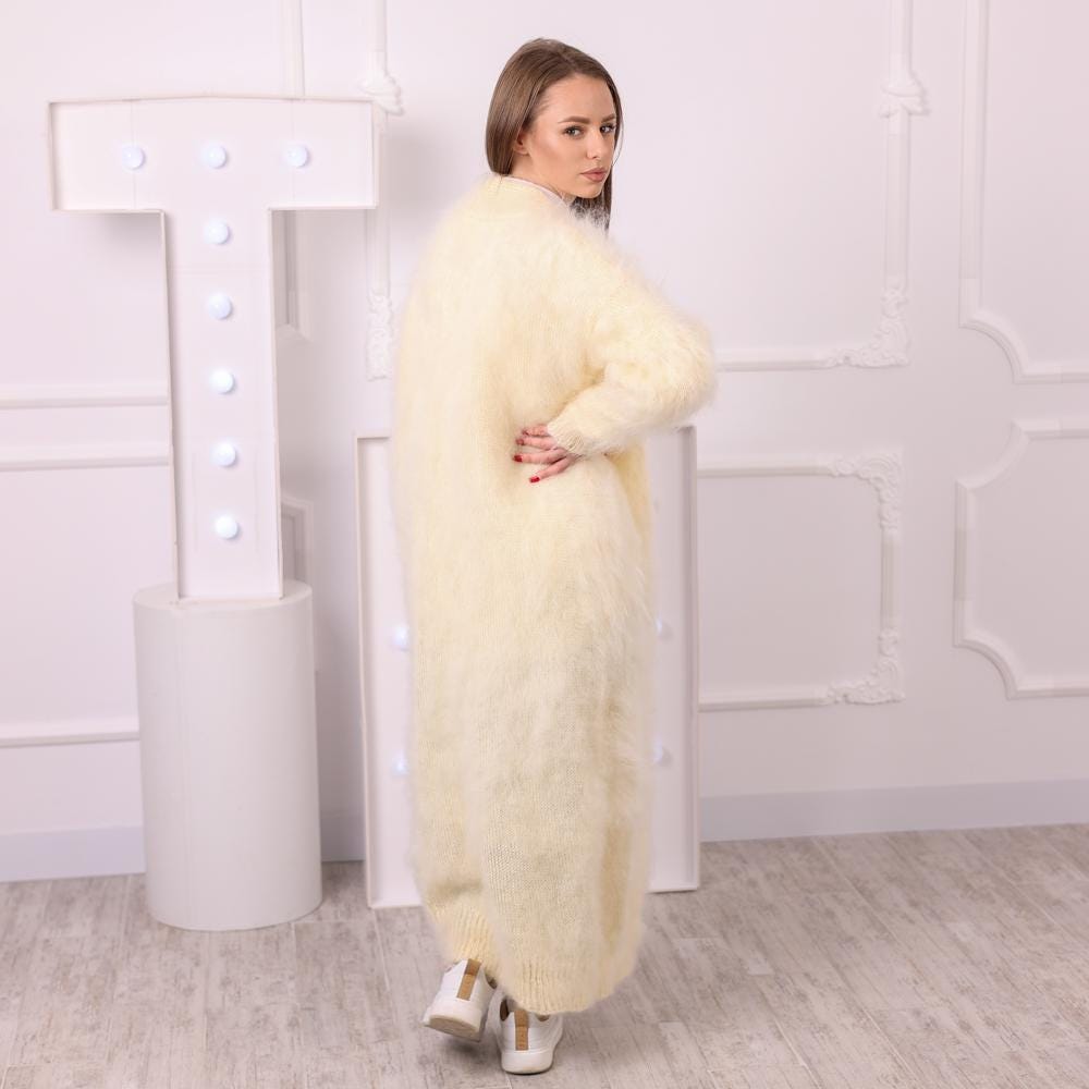 Long Cream Mohair Cardigan – Hand Knitted Fluffy Maxi Coat T2041