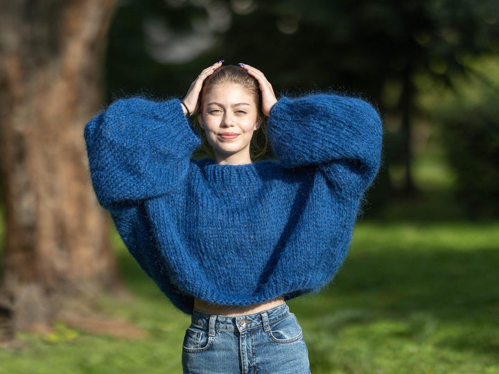 Soft Loose-Knit Mohair Sweater – Hand-Knitted Oversized Cozy Pullover T1270