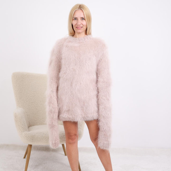 Fluffy Mohair Sweater – Hand-Knitted Soft Fuzzy Pullover with Extra Long Sleeves T1903