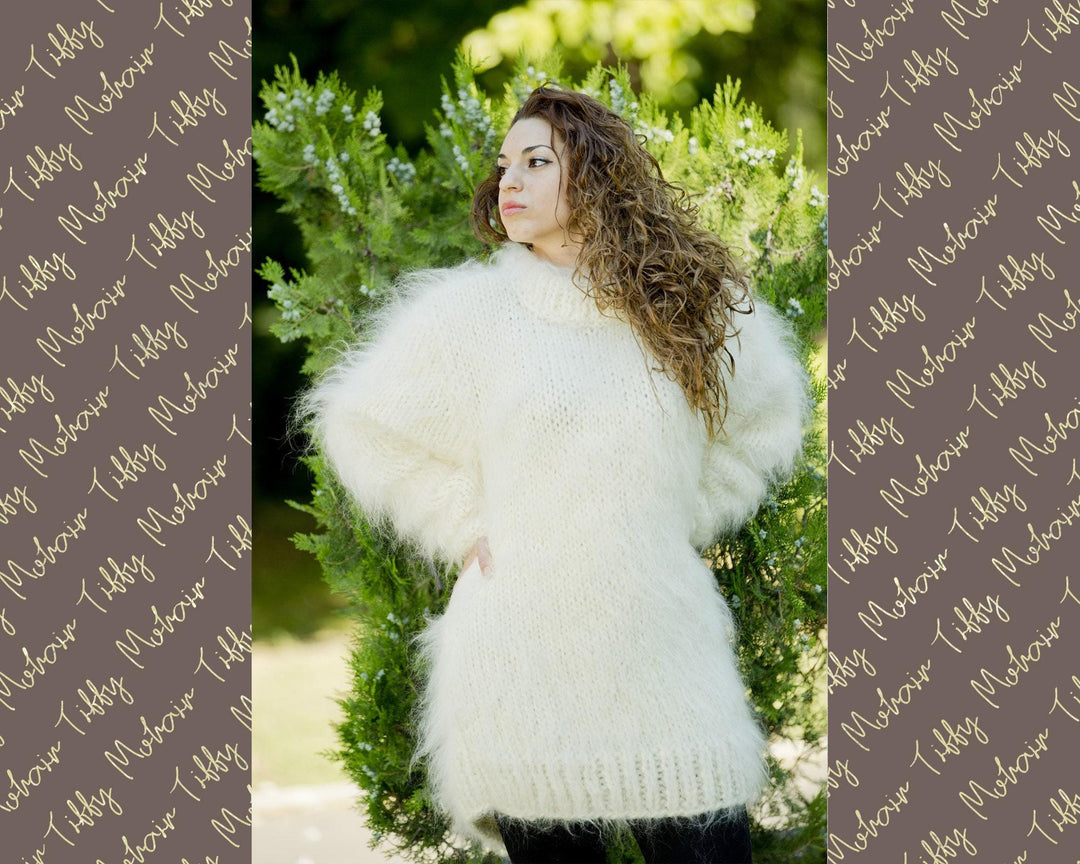 Mohair–Merino Wool Sweater – Hand-Knitted Cream Crewneck Thick Oversized Pullover T80