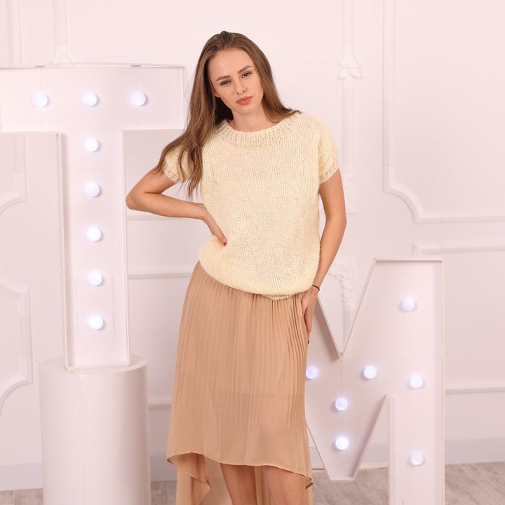 Mohair Short-Sleeve Sweater in Cream – Soft Hand-Knit Lightweight Summer Pullover T2015