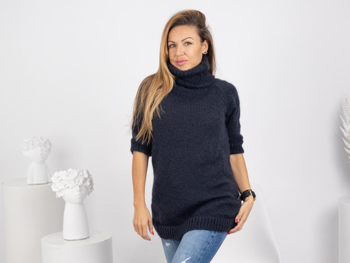 Hand Knitted Short Mohair Sweater, Fluffy Cropped Chunky Knit Jumper T1741