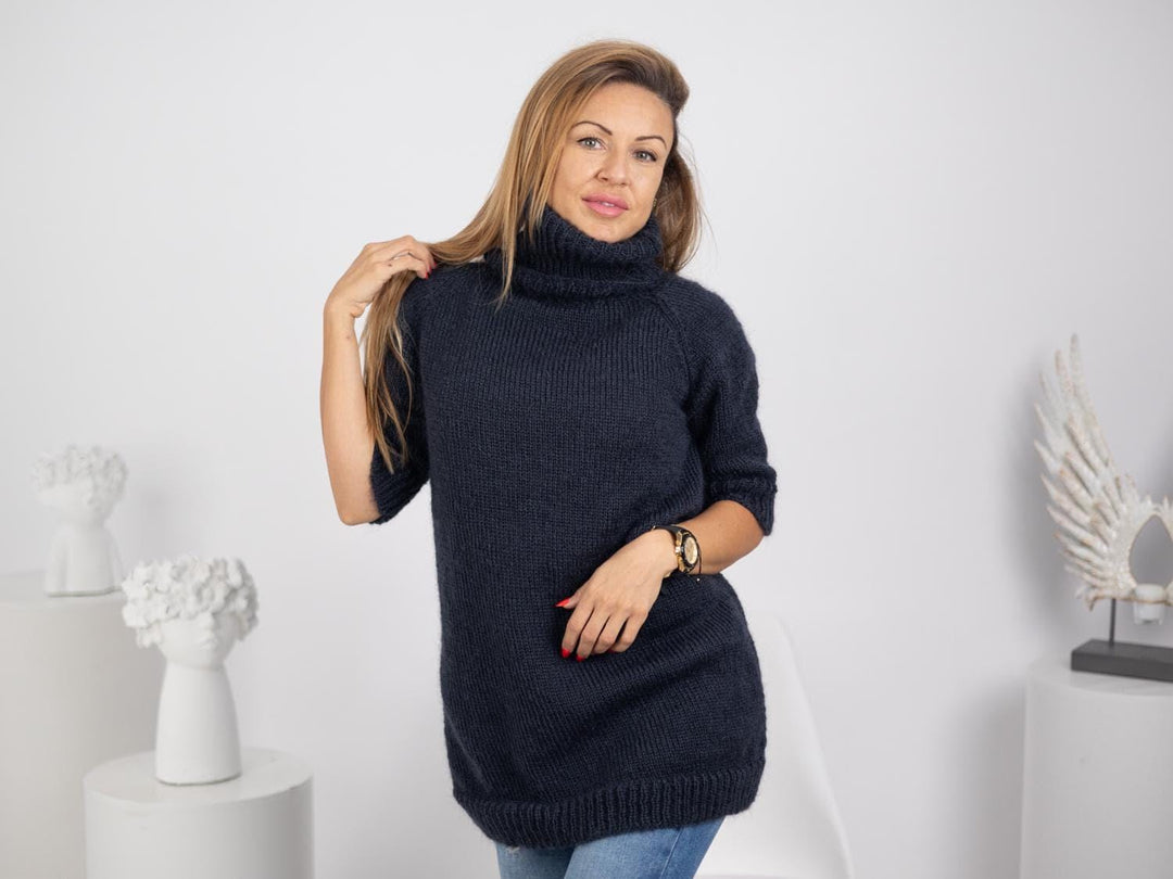 Hand Knitted Short Mohair Sweater, Fluffy Cropped Chunky Knit Jumper T1741