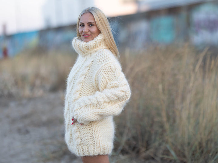 10-Strand Cabled Mohair Sweater – Hand-Knitted Chunky Fuzzy Jumper T1244