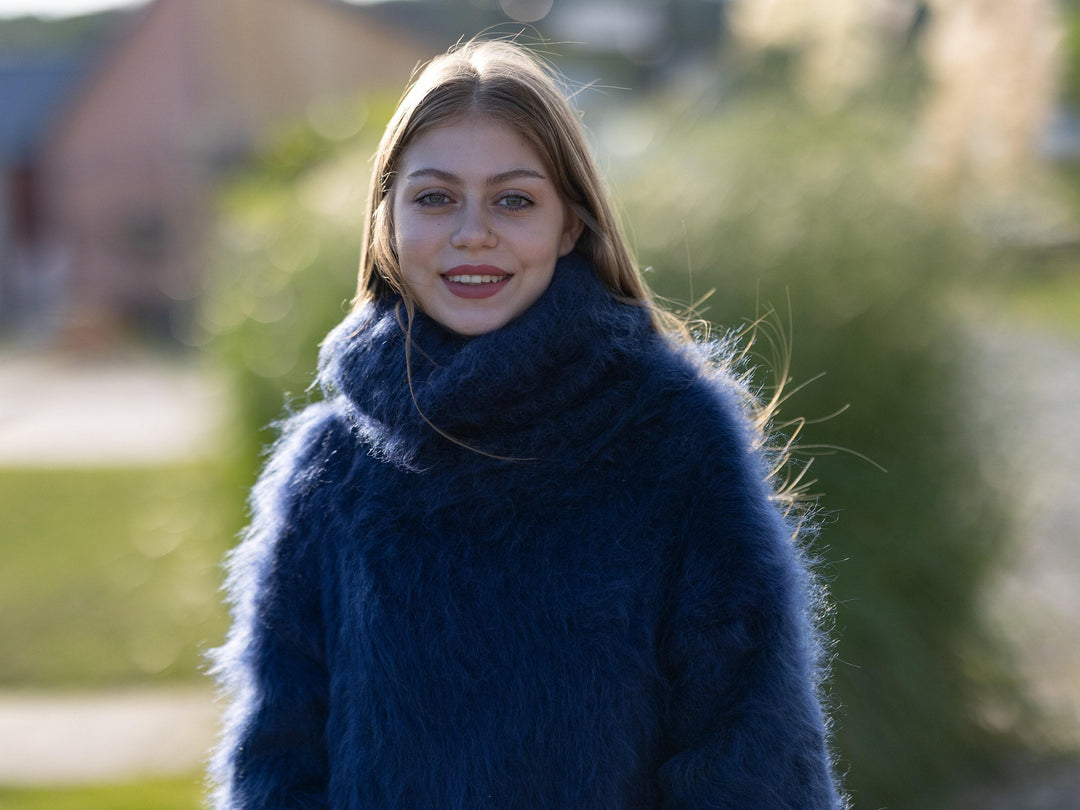 Hand-Knitted Navy Blue Mohair Sweater – Extra-Long 55 cm Turtleneck Fluffy Fuzzy Jumper T1253