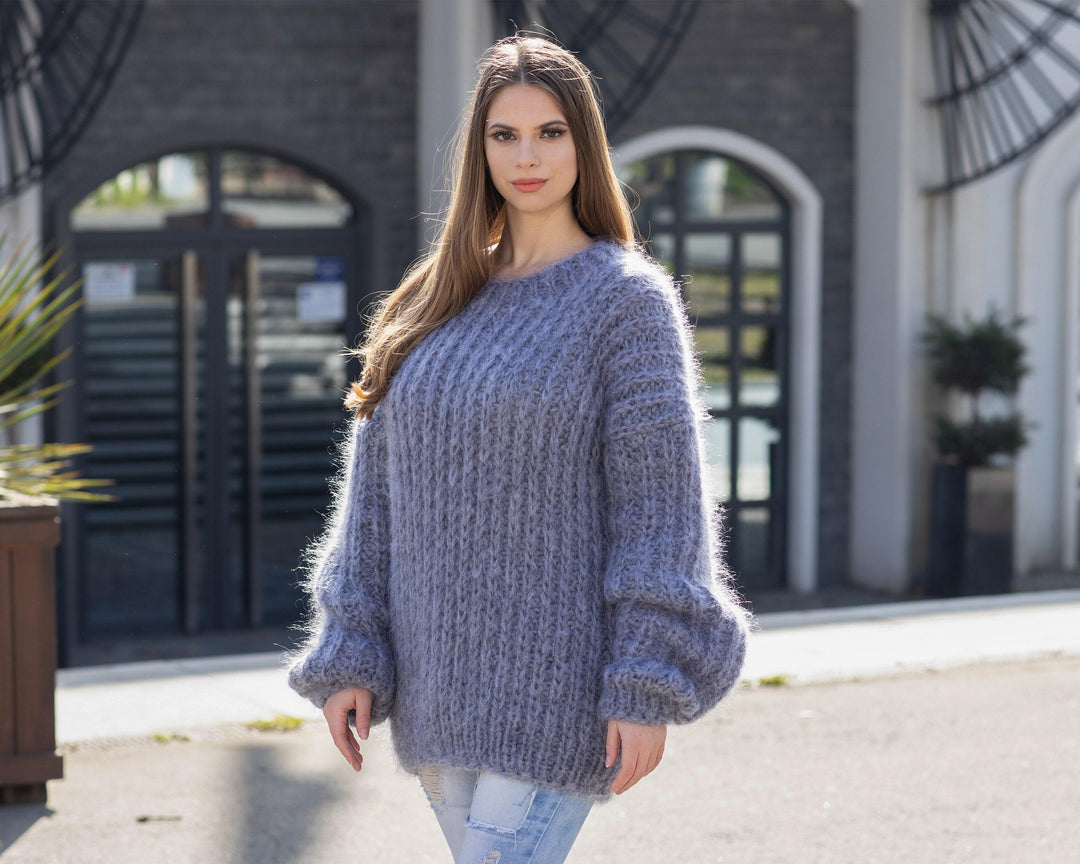 Gray Mohair Sweater – Hand-Knitted Soft Ribbed Thick Oversized Crewneck Pullover T1034