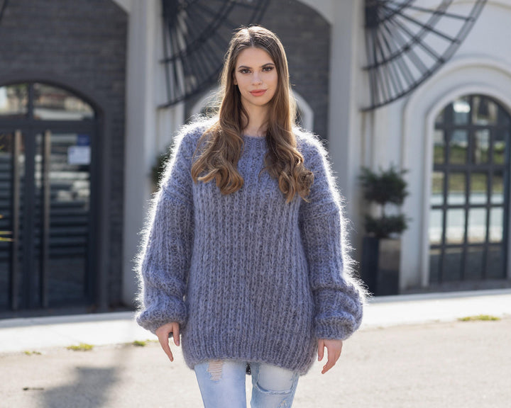 Gray Mohair Sweater – Hand-Knitted Soft Ribbed Thick Oversized Crewneck Pullover T1034