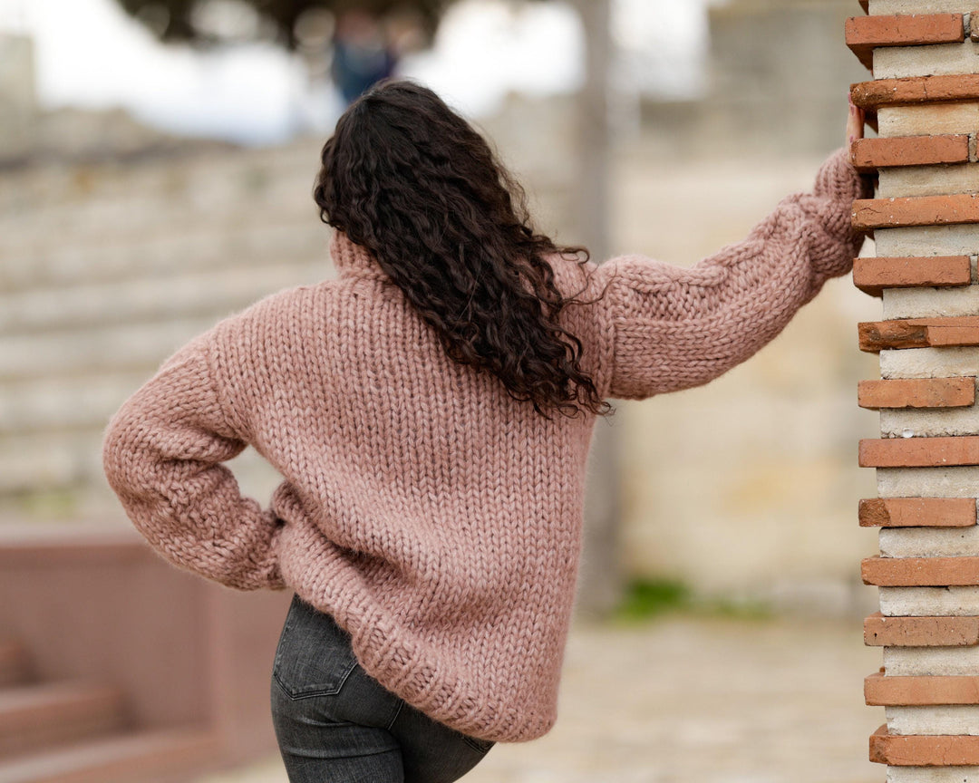 25-Strand Baby Alpaca and Merino Wool Sweater, Hand Knitted Soft Chunky Knit Jumper T1390