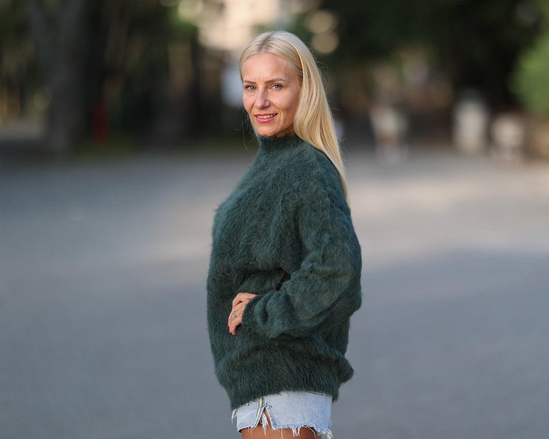 Green Suri Alpaca Sweater,  Soft Long Haired Wool Jumper T1446