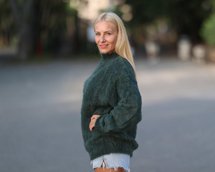 Green Suri Alpaca Sweater,  Soft Long Haired Wool Jumper T1446