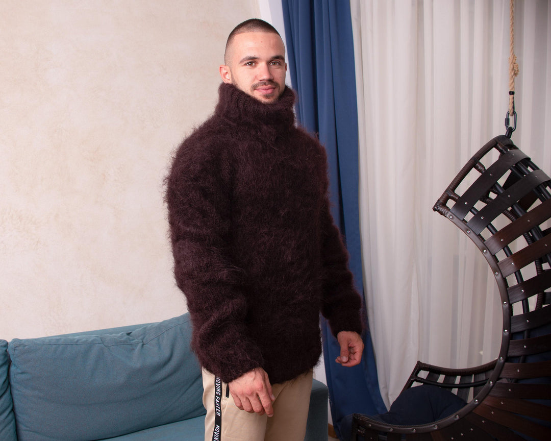 Fluffy Brown Mohair Sweater – Hand-Knitted Cozy Winter Jumper T830M